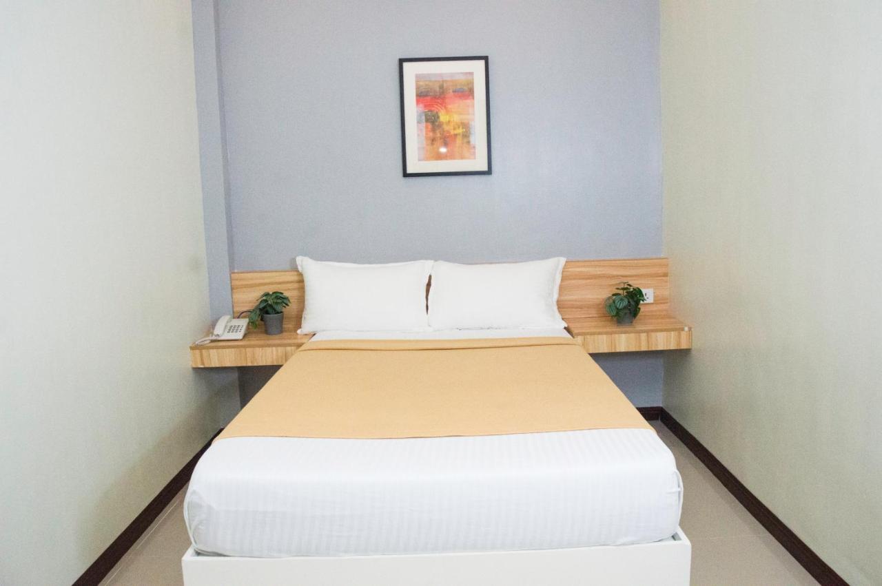 Elti Suites By Bluebookers Angeles Exterior foto
